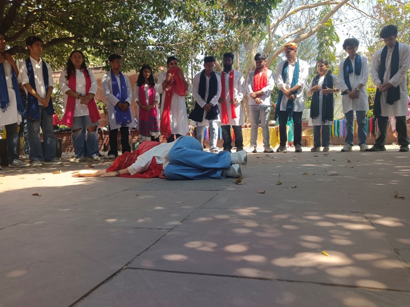 Performance at Dilli Haat