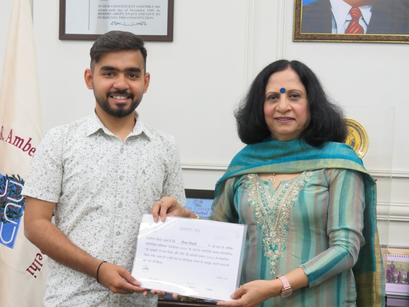 हिंदी विभाग के विद्यार्थियों द्वारा वाद–विवाद