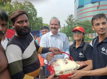 NSS volunteers, NCC cadets distributing relief material for the flood-affected people in Delhi during July 2023