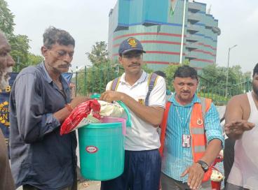 NSS volunteers, NCC cadets distributing relief material for the flood-affected people in Delhi during July 2023