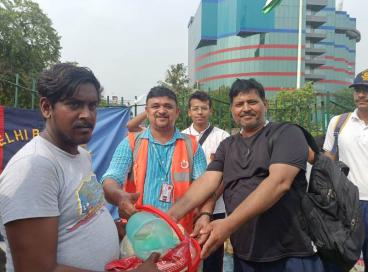 NSS volunteers, NCC cadets distributing relief material for the flood-affected people in Delhi during July 2023