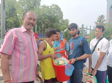 NSS volunteers, NCC cadets distributing relief material for the flood-affected people in Delhi during July 2023