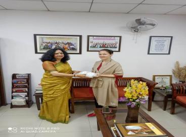 Visit of Delegate from Cluj University, Romania