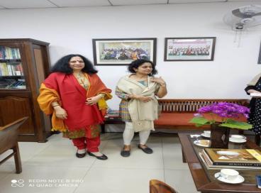 Prof. Gwen Chapman and Prof. Sharda Srinivasan, University of Guelph, Canada visit to AUD