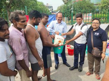 NSS volunteers, NCC cadets distributing relief material for the flood-affected people in Delhi during July 2023