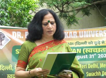 Delhi Ko Kude se Azadi