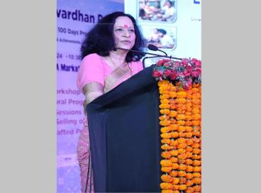 Sh Kiren Rijiju, Hon'ble Minister, Govt of India interacting with our students